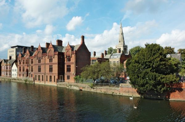 The Role of Economic Growth For Corporate Lets in Bedford